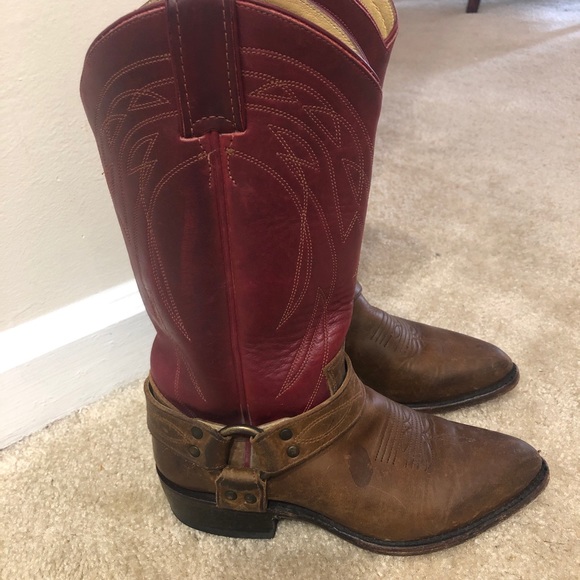 Frye - Picture 2 of 4